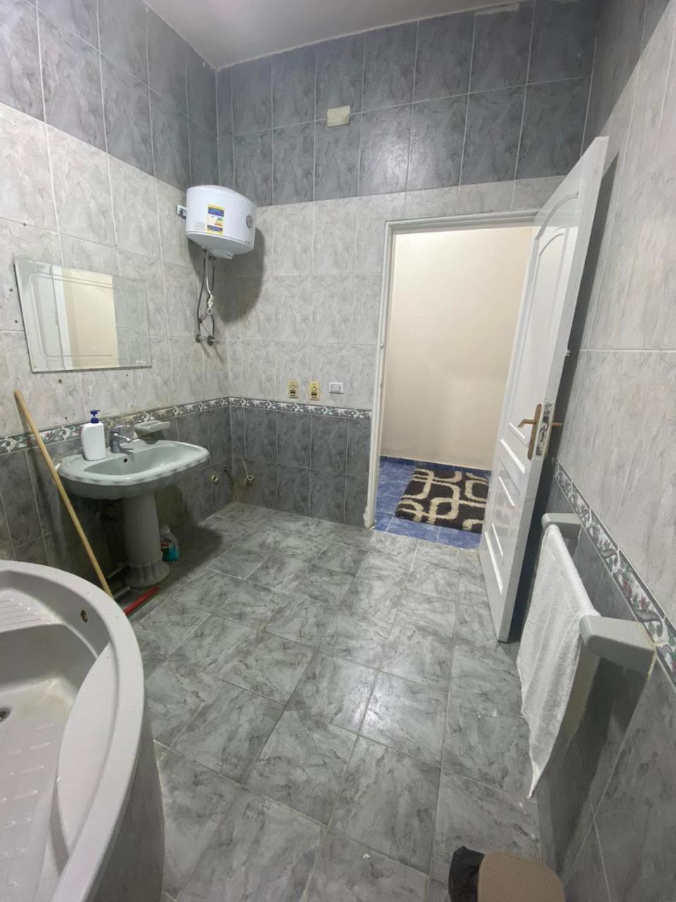 Richard Pyramids Inn Hotel Kafret el-Gabal الغرفة الصورة